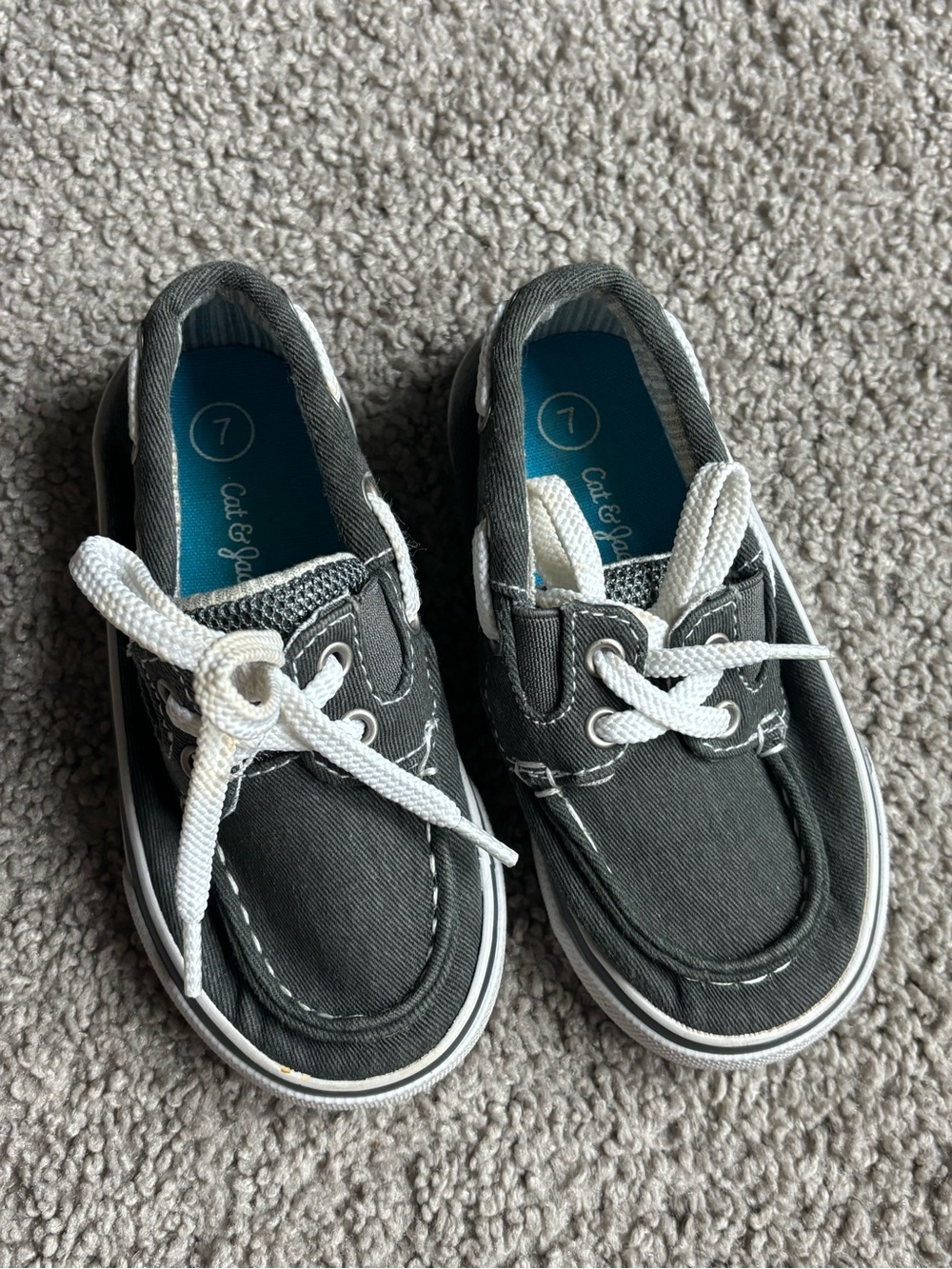 Cat & Jack Gray Canvas Kids Boat Shoes with White Laces 7